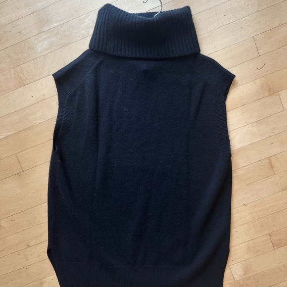 NakedCashmere Black sleeveless Sweater, L, GP1497 - Picture 5 of 5